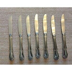 Set Of 7 Oneida Arbor Rose/True Rose Knives